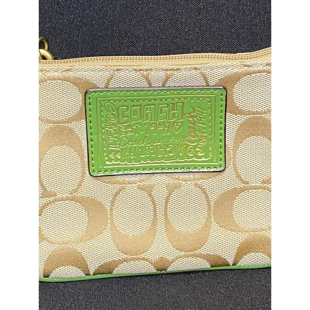 COACH SIGNATURE WRISTLET Grass Khaki Canvas Zip Pouch Wallet 6.5 Inch